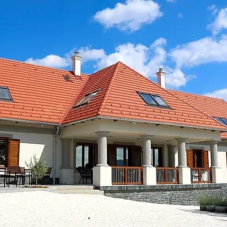 Bed and breakfast Tolnay Gyulakeszi